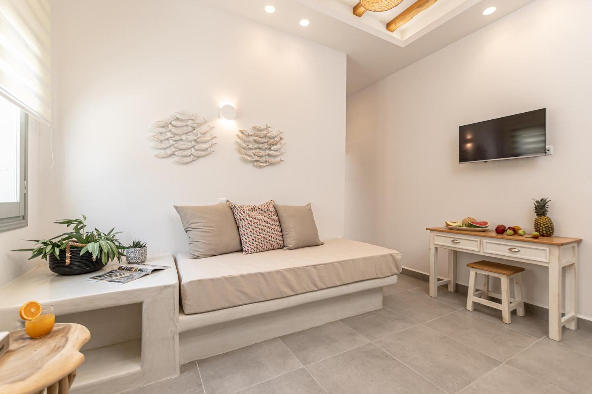 Porto Dema Luxury Suites Schoinoussa Exterior foto