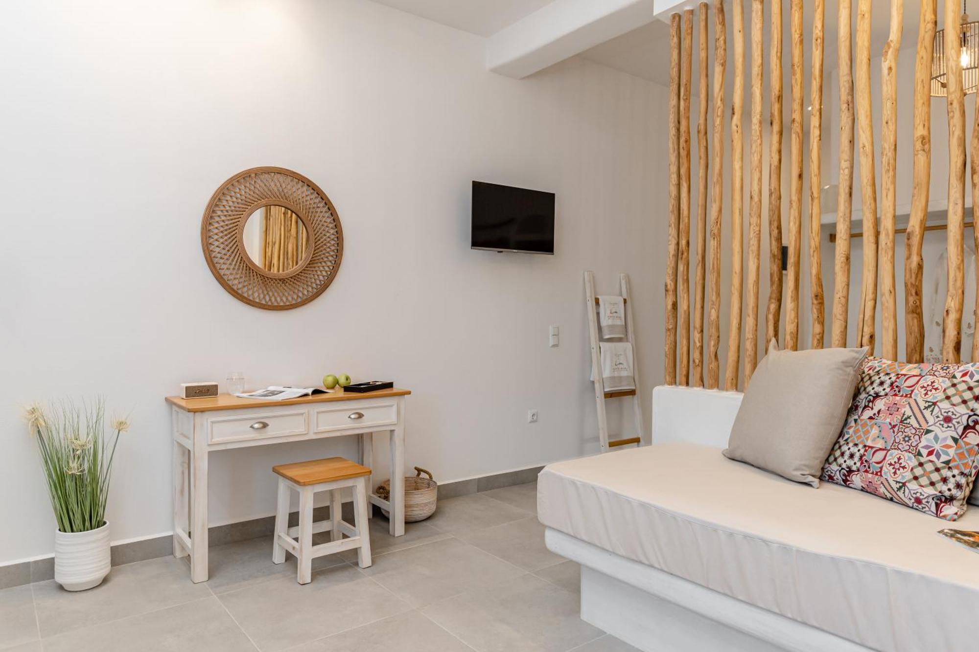 Porto Dema Luxury Suites Schoinoussa Exterior foto